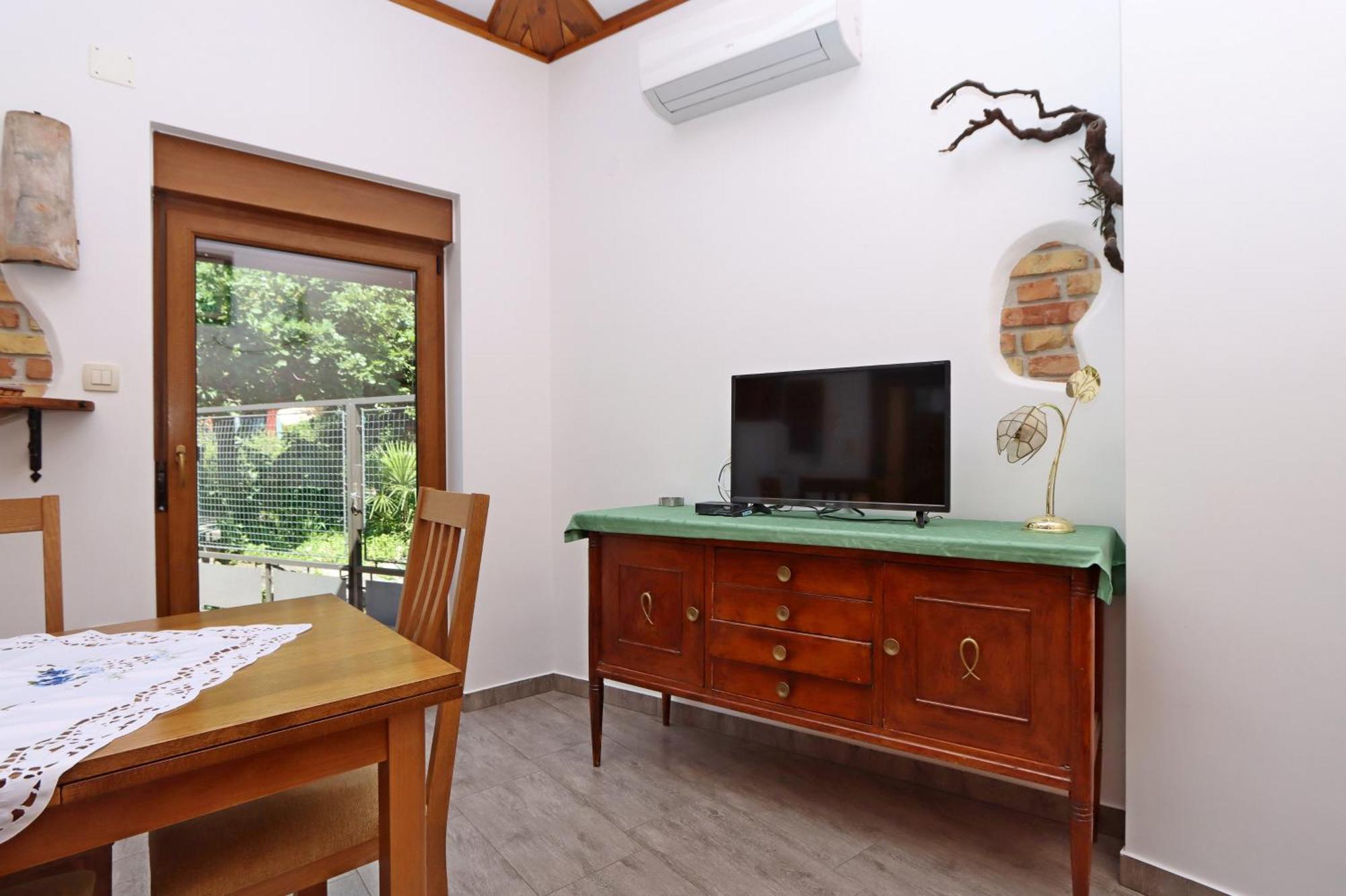 Apartments With A Parking Space Opatija - Pobri, Opatija - 7813 Matulji Room photo
